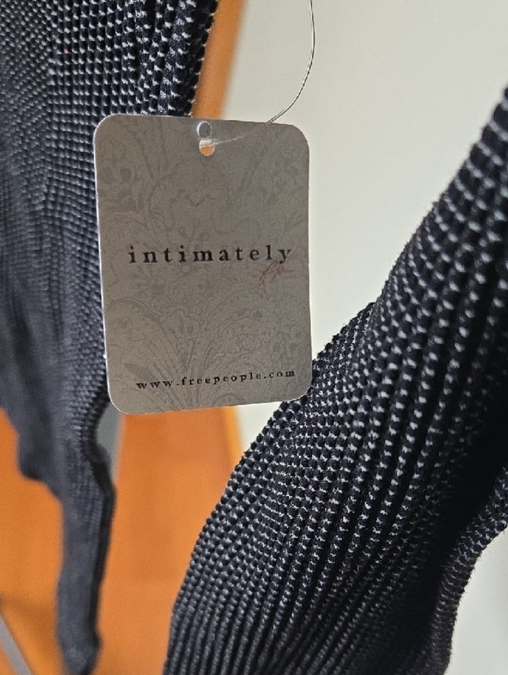 Intimately Free People Ribbed Ribbed Women's Top with Scoop Neck - Picture 2 of 5